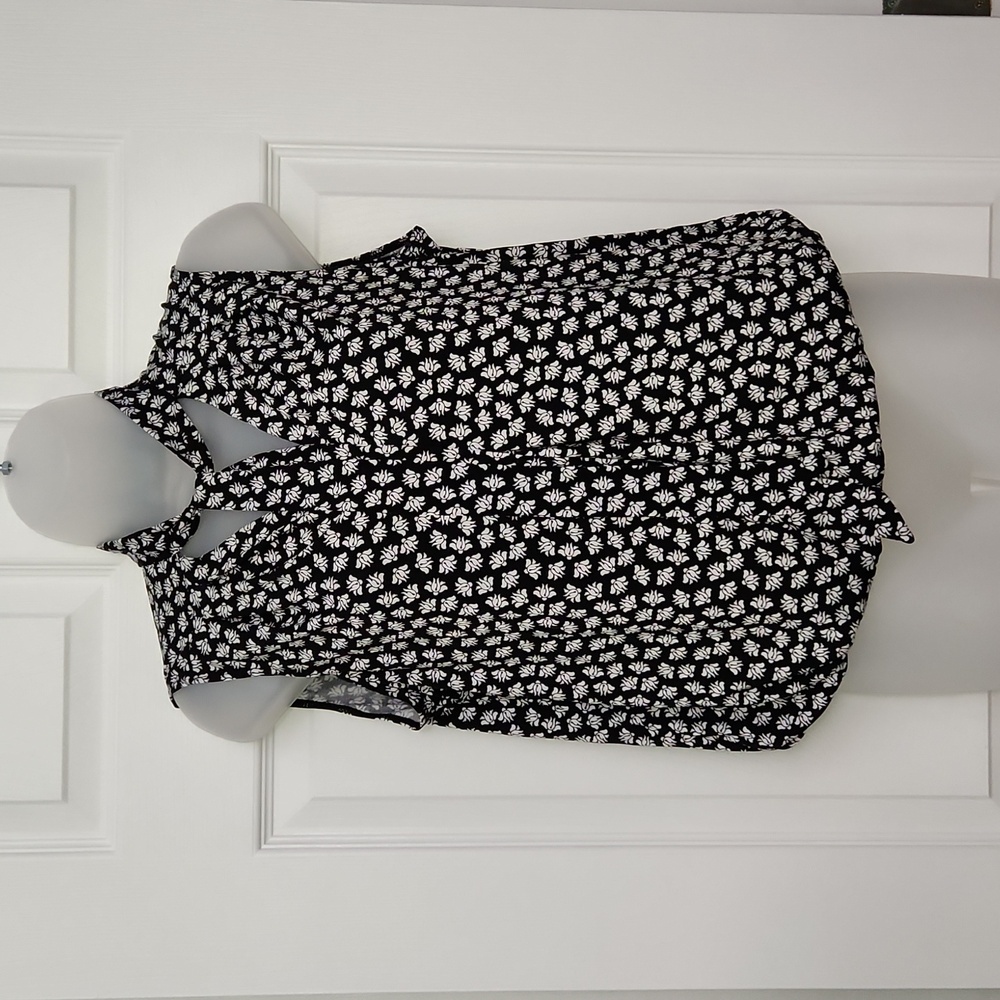 Max Studio Blouson Sleeveless Top With Bow Tie V-Neck, Small